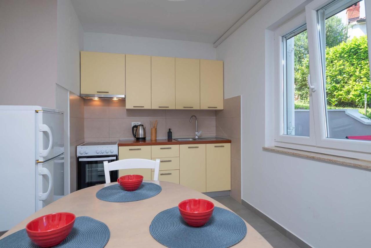 Apartments Pimpinella Premantura Eksteriør billede